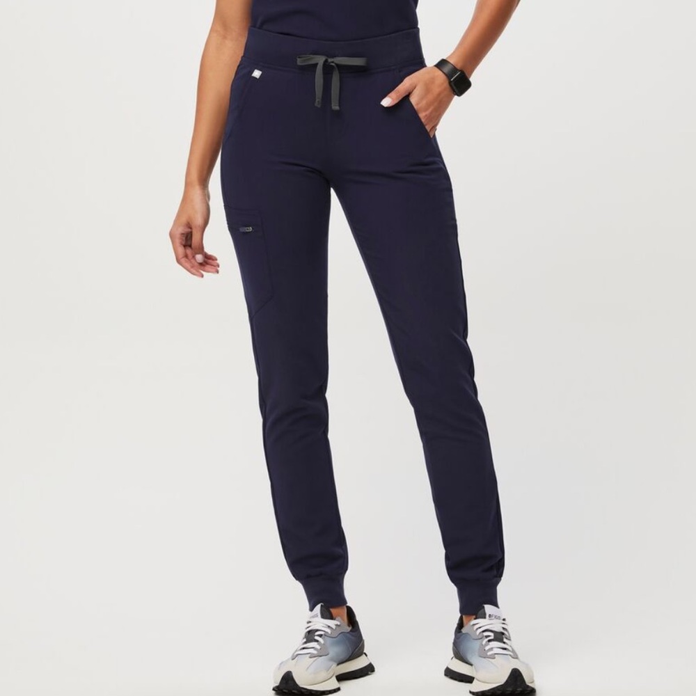 Zamora™ Jogger Scrub Pants